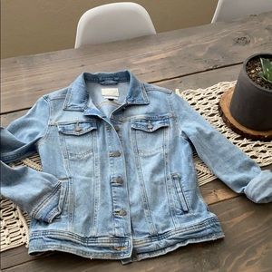 Light wash Jean jacket